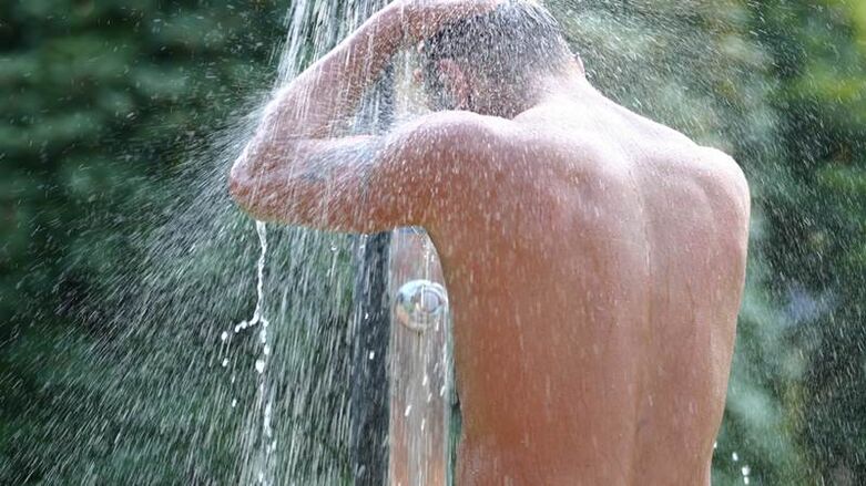 The contrast shower cheers up the man and increases potency